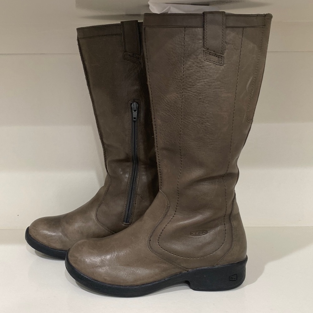 Women’s Keen Boots